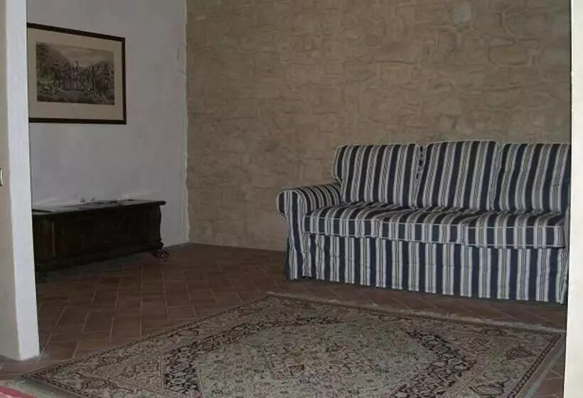 Maaseutuhotelli Agriturismo Piccola Raieda