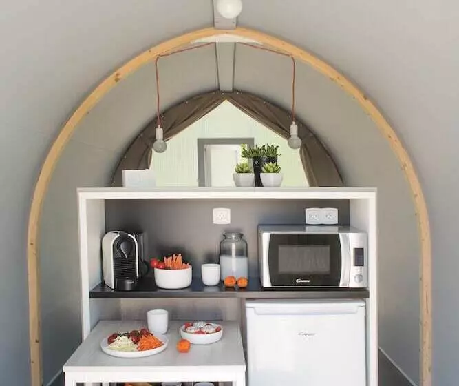 Hotelli Vacanze Camping Boutique