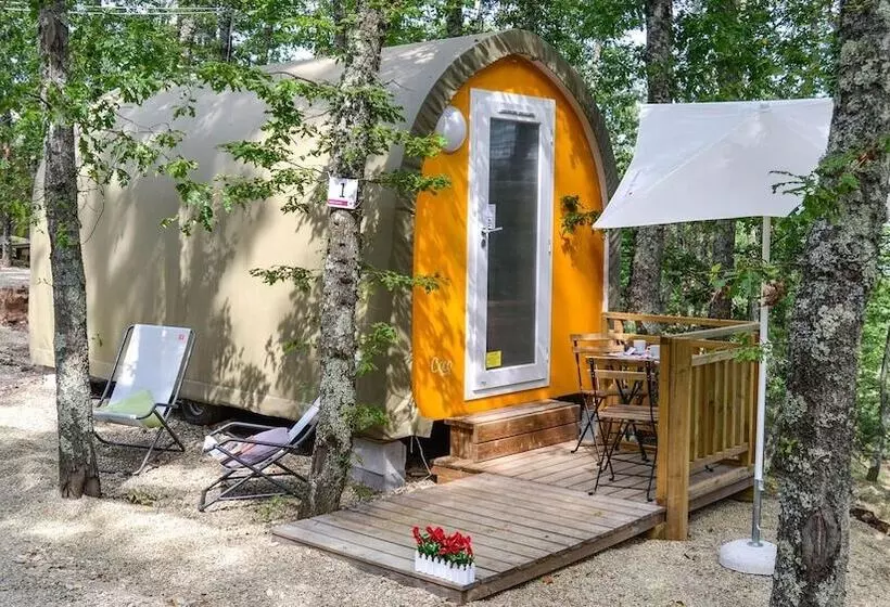 Hotelli Vacanze Camping Boutique