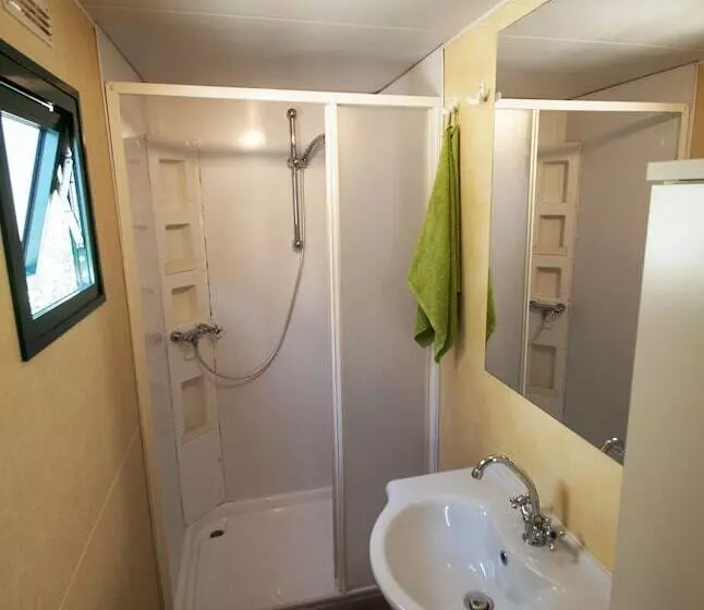 Hotelli Vacanze Camping Boutique