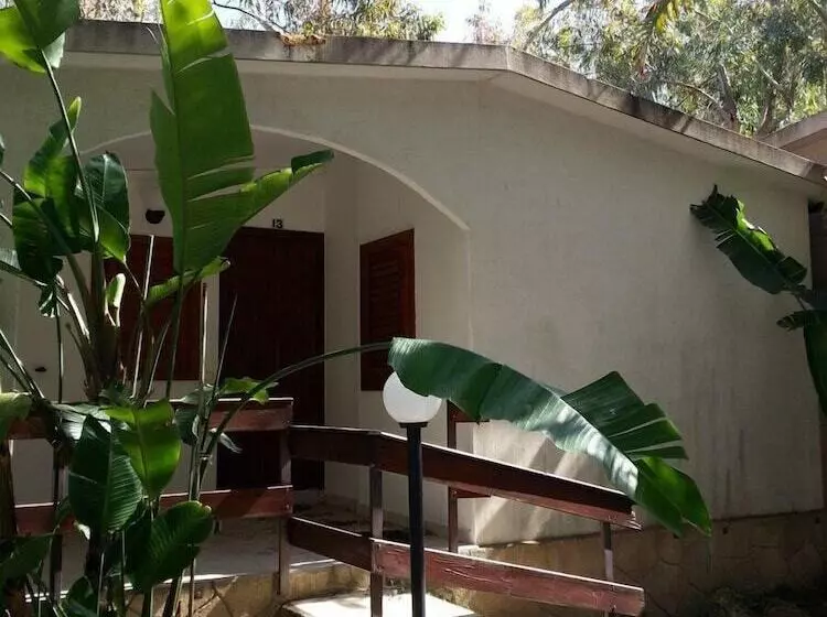 ホテル Villaggio Camping Calypso