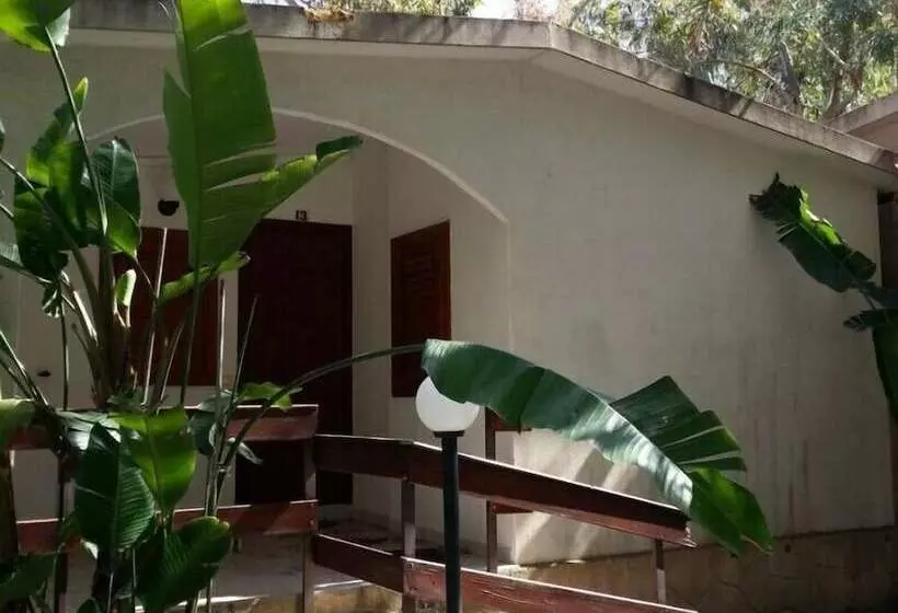 ホテル Villaggio Camping Calypso