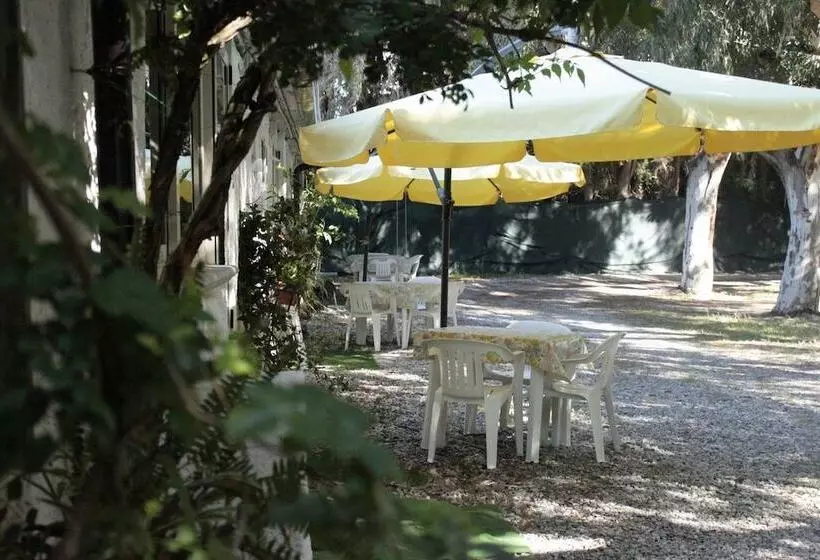 ホテル Villaggio Camping Calypso