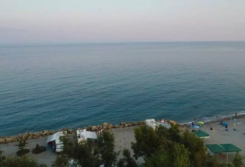 ホテル Villaggio Camping Calypso