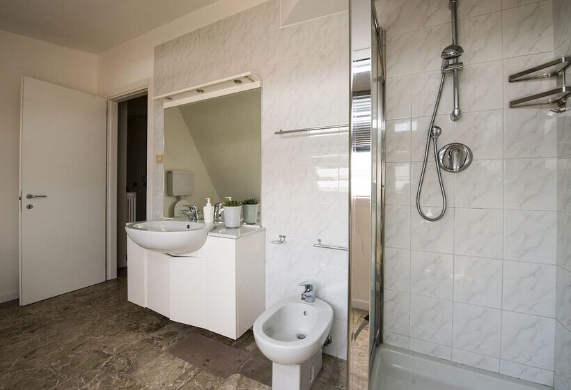 پانسیون Cappuccina