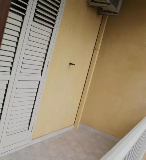 Aamiaismajoitus (B&B) Garden House