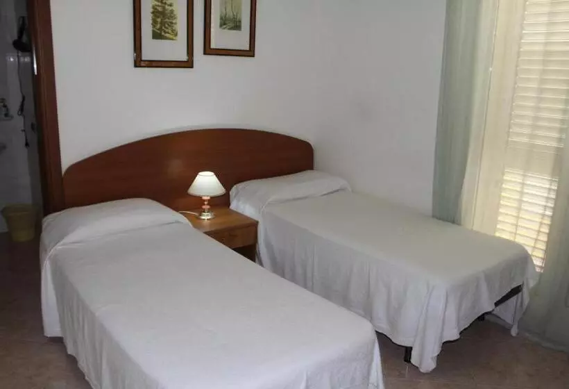 Aamiaismajoitus (B&B) Garden House