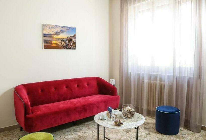 住宿加早餐  Le Mansardine