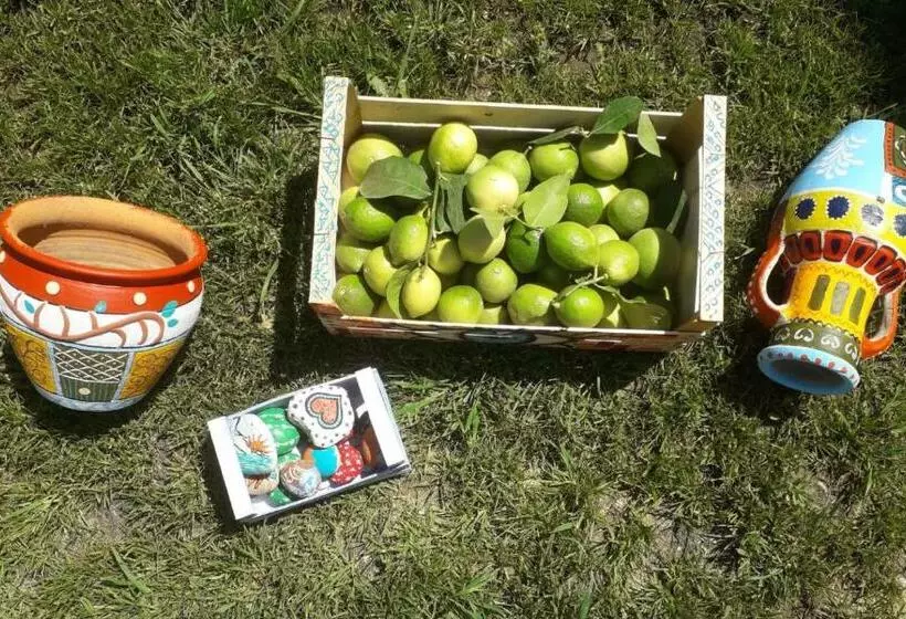 تختخواب و صبحانه Punta Bianca Suite & Home Experience