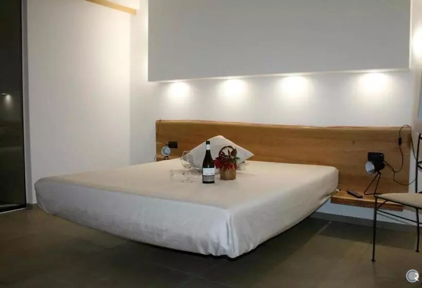 تختخواب و صبحانه Punta Bianca Suite & Home Experience