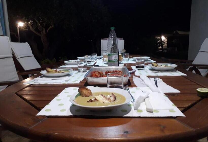 تختخواب و صبحانه Punta Bianca Suite & Home Experience