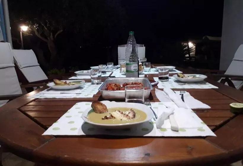 تختخواب و صبحانه Punta Bianca Suite & Home Experience