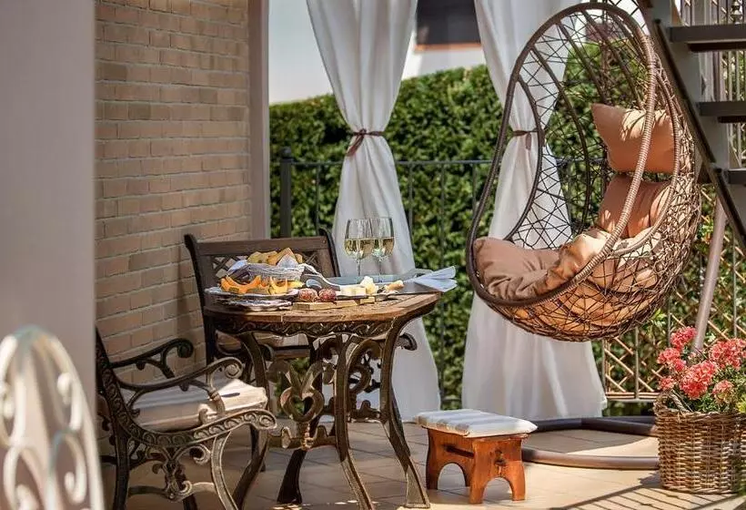 Aamiaismajoitus (B&B) Roncaglia Suite