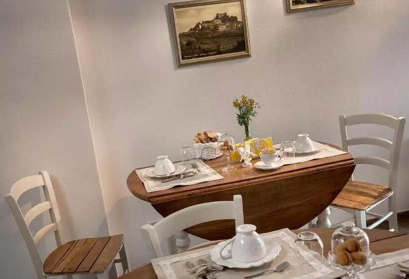 Aamiaismajoitus (B&B) Roncaglia Suite