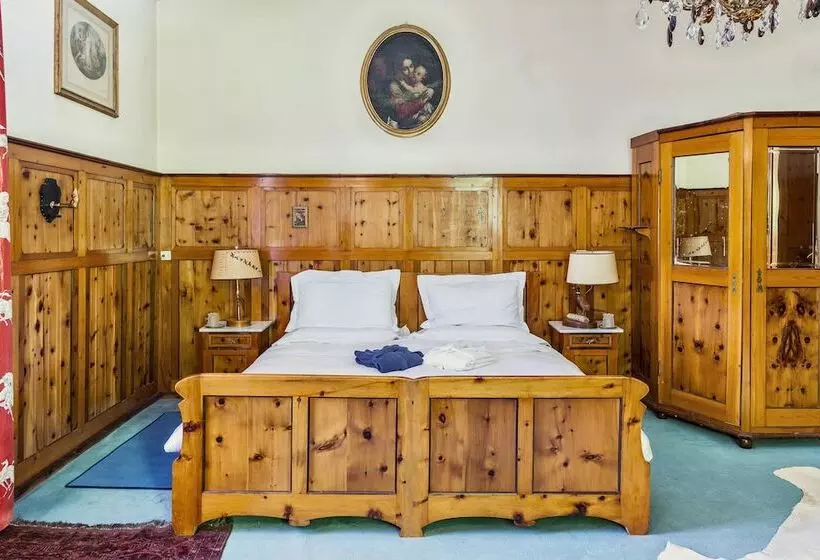 Aamiaismajoitus (B&B) Valcastello Dolomites Chalet & Polo Club