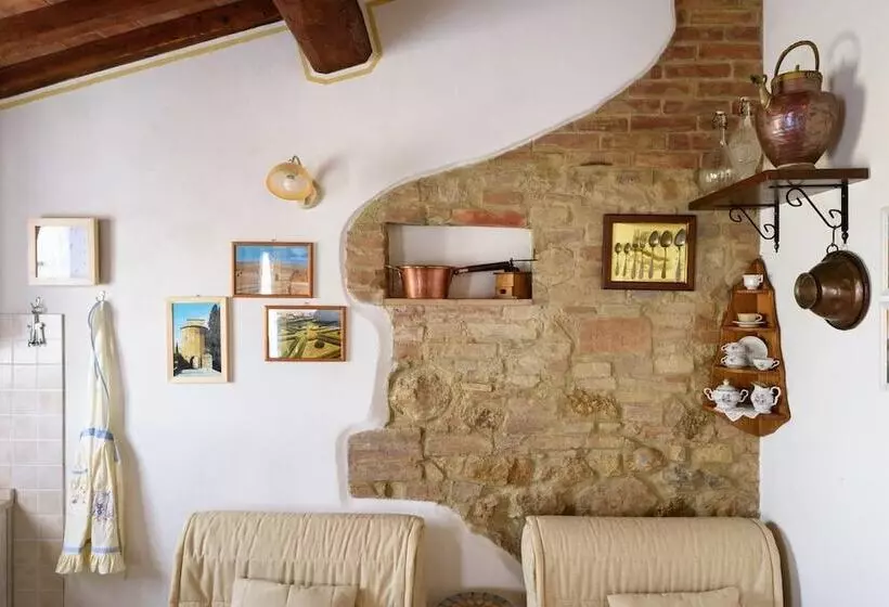田舎風ホテル Agriturismo Antico Podere La Martinella