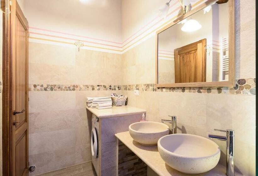 בית מלון כפרי Agriturismo Antico Podere La Martinella