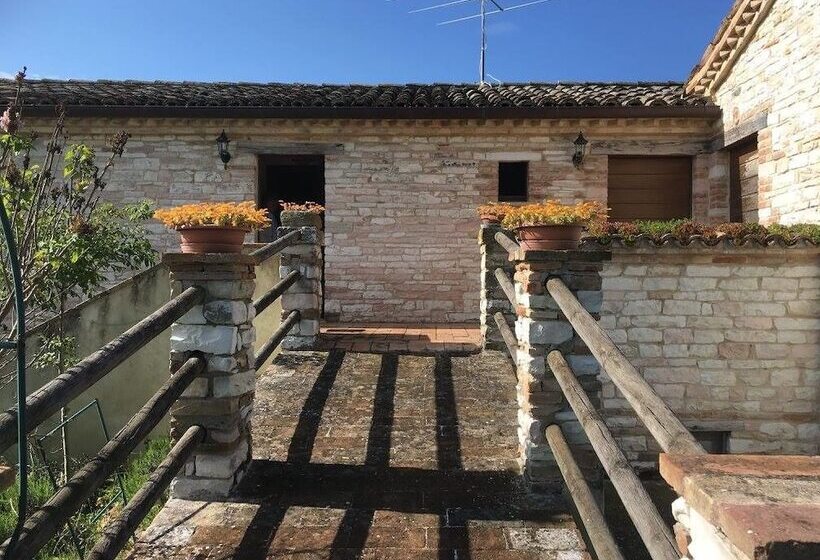 בית מלון כפרי Agriturismo Il Colcello