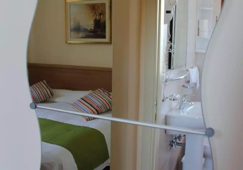 Il Castello Country House