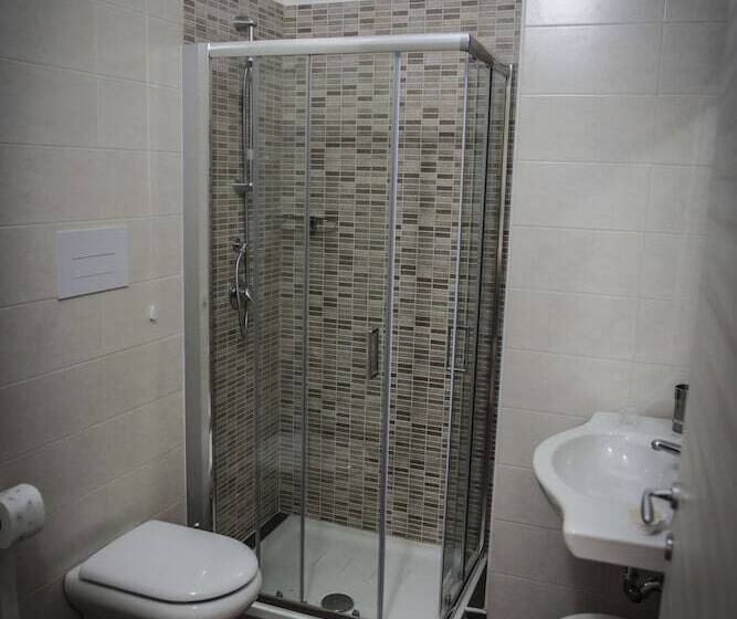 تختخواب و صبحانه Le Fontane Del Re