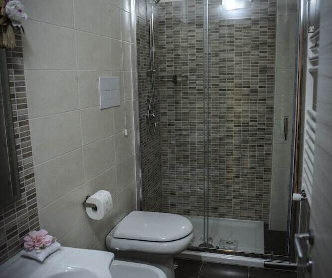 تختخواب و صبحانه Le Fontane Del Re