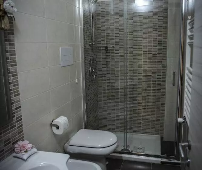 تختخواب و صبحانه Le Fontane Del Re