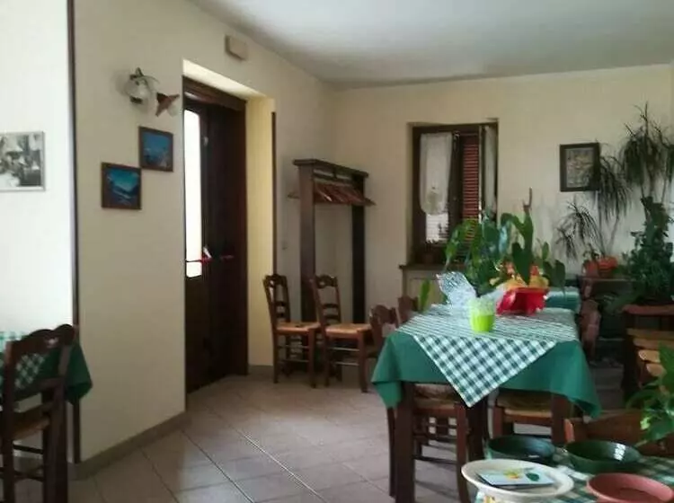 田舎風ホテル Agriturismo La Casetta