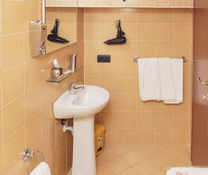 Palazzo Carafa Della Spina