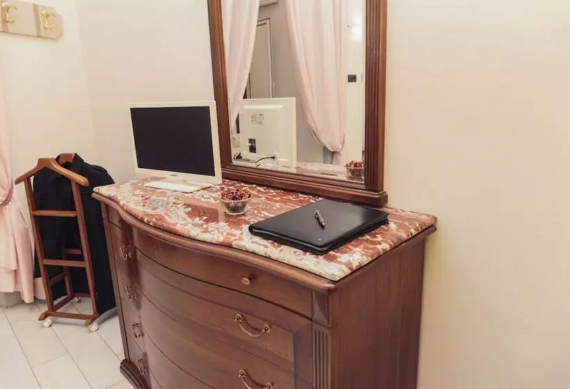 Palazzo Carafa Della Spina