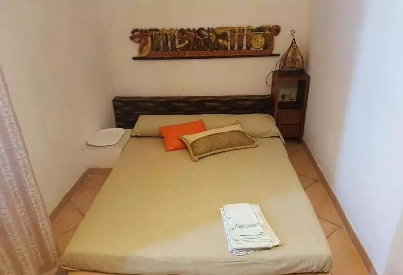 پانسیون Villa Lory Albinia
