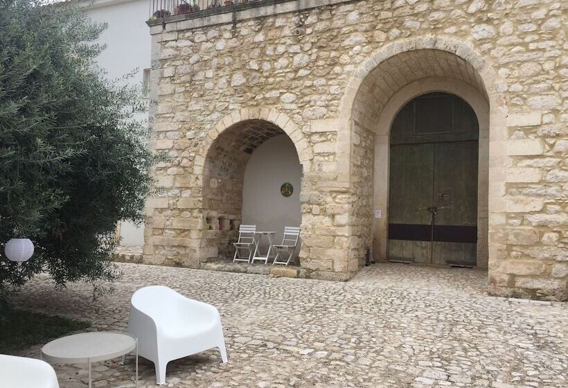 פנסיון Dimora Di Dante