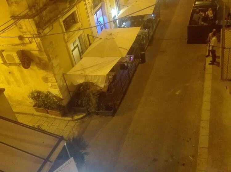 بنسيون La Cattedrale