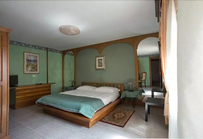 ベッドアンドブレックファースト Vibo In Centro