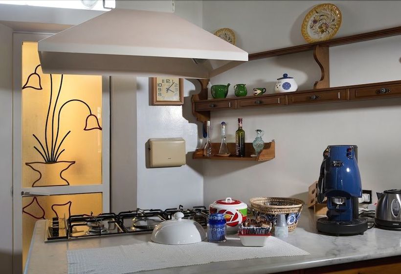 مبيت وإفطار Vibo In Centro