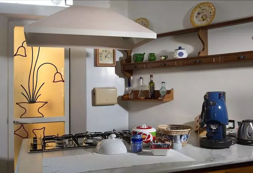 ベッドアンドブレックファースト Vibo In Centro