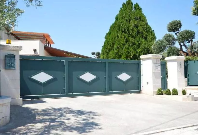 Aamiaismajoitus (B&B) Casa Delle Rondini