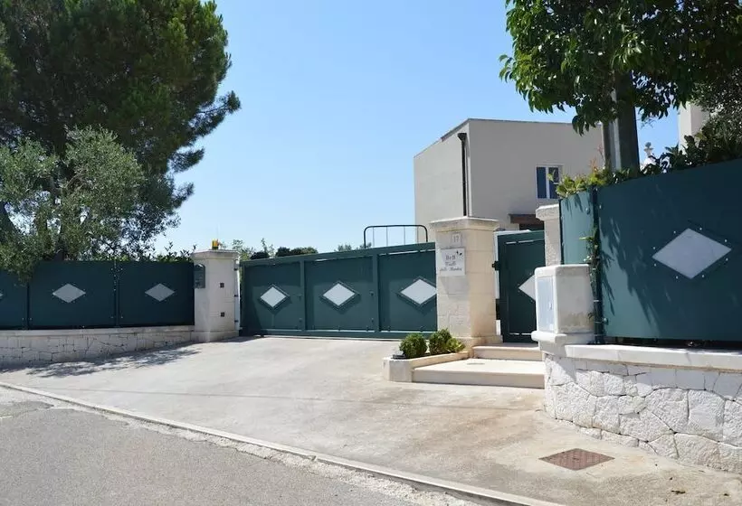 Aamiaismajoitus (B&B) Casa Delle Rondini