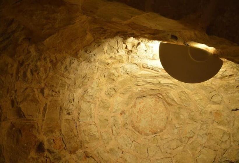 تختخواب و صبحانه Casa Delle Rondini