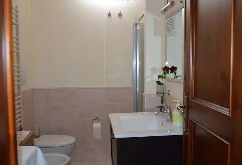 Aamiaismajoitus (B&B) Casa Delle Rondini