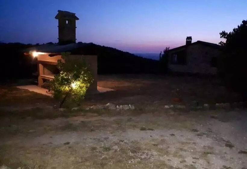 田舎風ホテル Agriturismo Trosciole