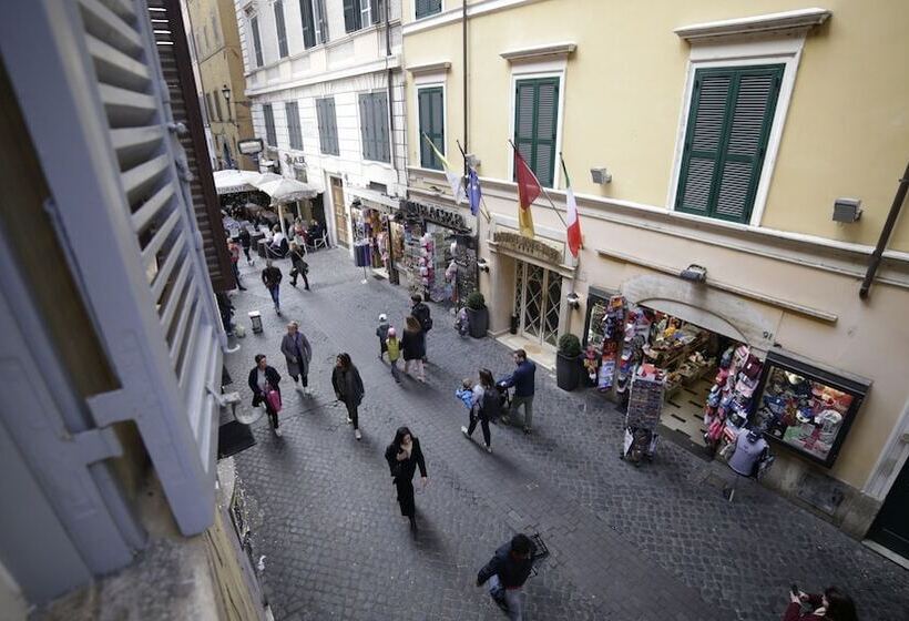 پانسیون Suitelifetrevi