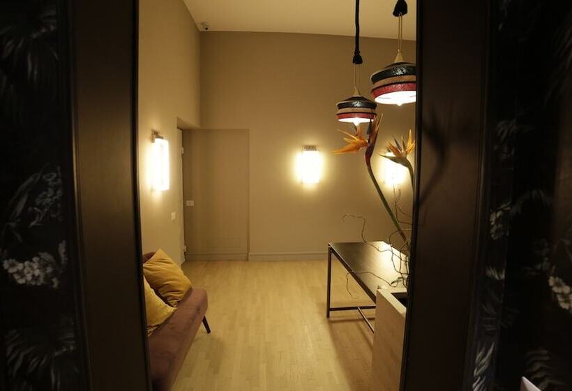 پانسیون Suitelifetrevi