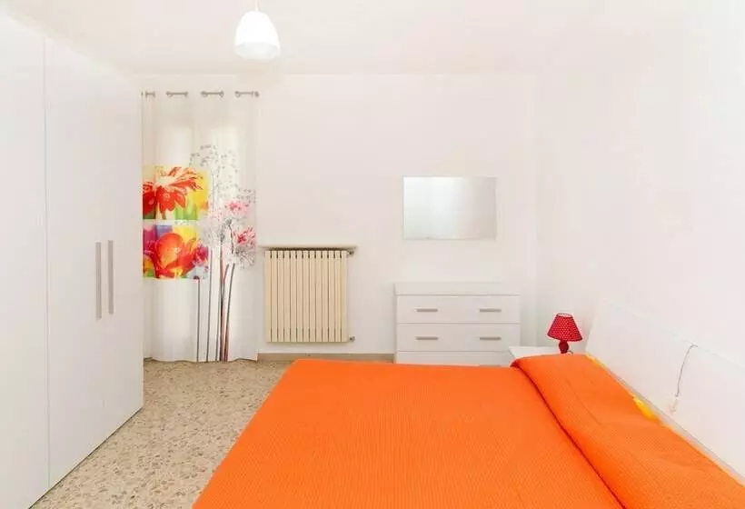 Aamiaismajoitus (B&B) La Casa Di Gaetano E Vittoria