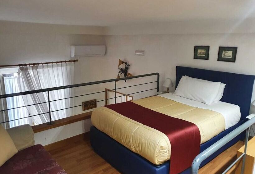 تختخواب و صبحانه La Dimora Dei Reali