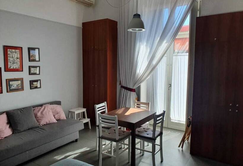 تختخواب و صبحانه La Dimora Dei Reali