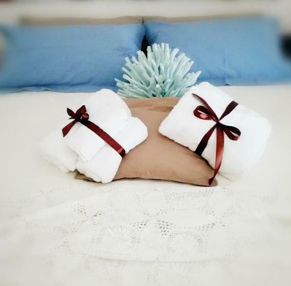 تختخواب و صبحانه Li Suluri