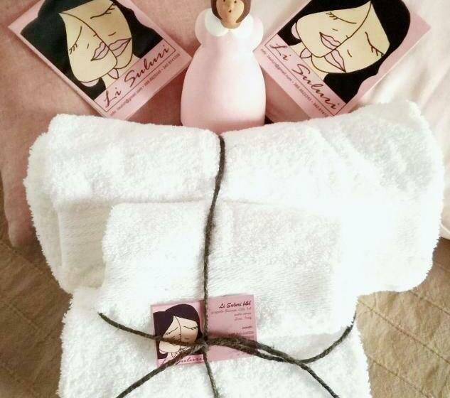 تختخواب و صبحانه Li Suluri