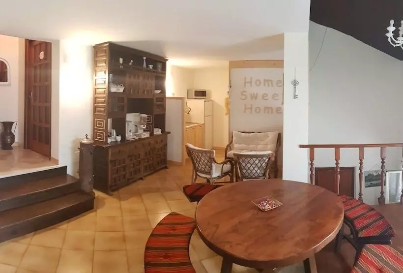تختخواب و صبحانه Villa Lina Bed&breakfast