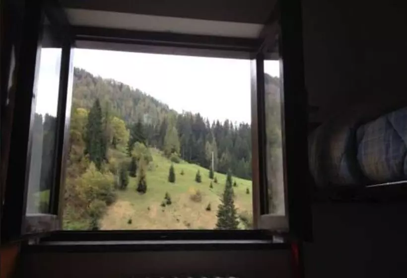 ホテル Rododendro