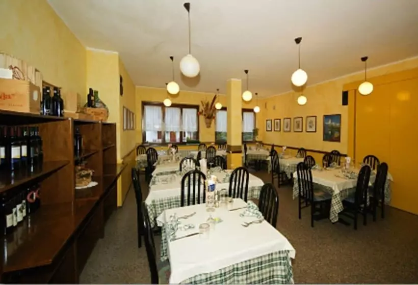 ホテル Rododendro